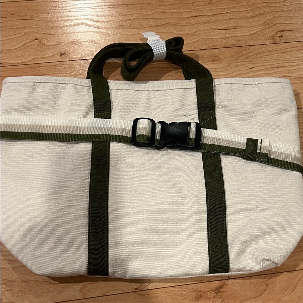 DSW Canvas Travel Bag with Olive Accents